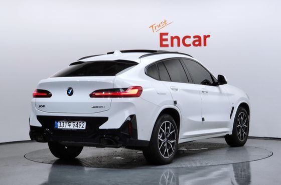 BMW X4 xDrive20i M Sports Pro — пробег 19 643 км — фото 2 из 5