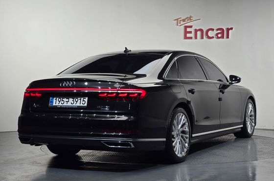 Audi A8 50 TDI Quattro LWB — пробег 276 539 км — фото 2 из 5
