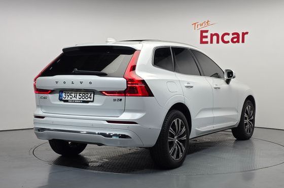 Volvo XC60 B5 Inscription — пробег 53 684 км — фото 2 из 5
