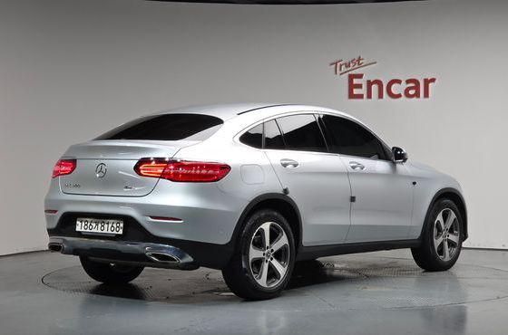 Mercedes-Benz GLC-Class GCL300 4MATIC Coupe — пробег 32 382 км — фото 2 из 5