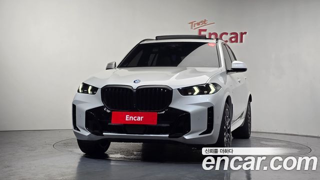 BMW X5 xDrive 50e M Sport — пробег 22 863 км — фото 3 из 5