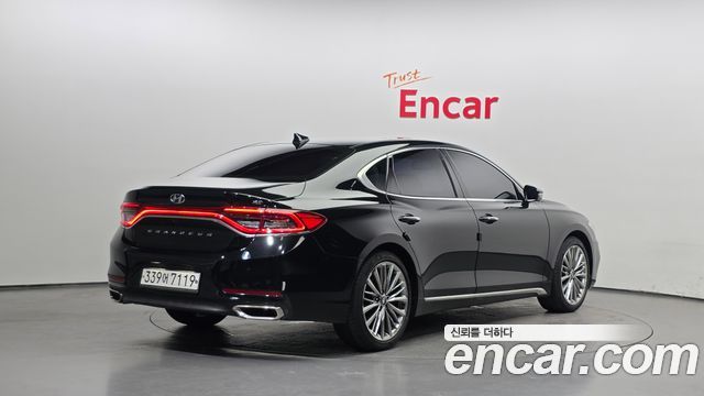 Hyundai Grandeur из Кореи Encar