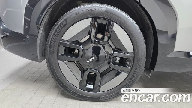 Kia EV9 из Кореи Encar