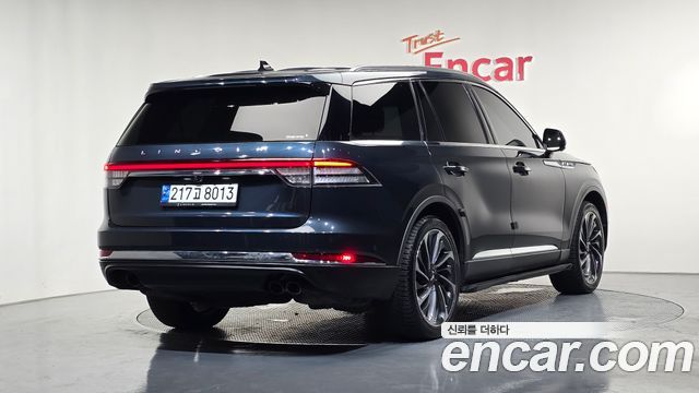 Lincoln Aviator 3.0 Reserve  AWD — пробег 237 051 км — фото 2 из 5