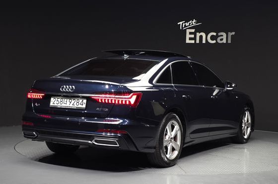 Audi A6 40 TDI — пробег 68 437 км — фото 2 из 5