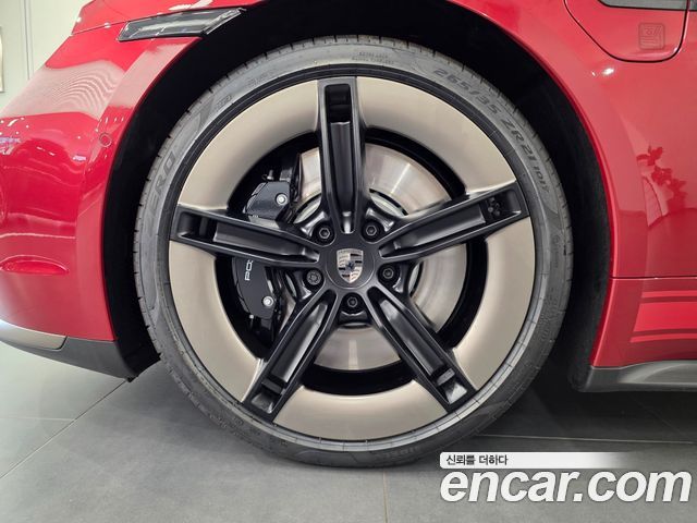 Porsche Taycan из Кореи Encar