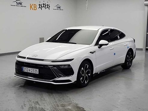 Hyundai Sonata 2.0 Exclusive — пробег 14 379 км — фото 1 из 5