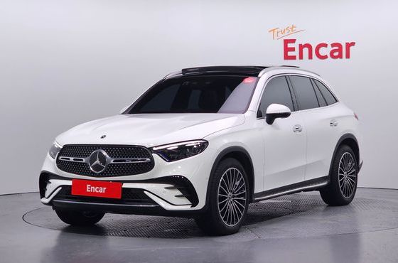 Mercedes-Benz GLC-Class GLC300 4MATIC AMG Line — пробег 11 042 км — фото 1 из 5
