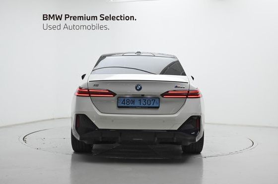BMW i5 M60 xDrive — пробег 34 105 км — фото 4 из 5
