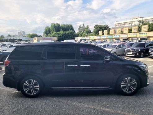 Kia Carnival 9-Seater Luxury — пробег 198 522 км — фото 4 из 5