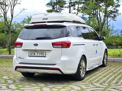 Kia Carnival 9-seater Noblesse — пробег 93 969 км — фото 4 из 5