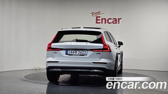 Volvo V60 из Кореи Encar