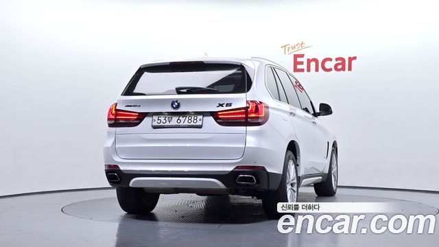 BMW X5 xDrive 40e iPerformance — пробег 114 546 км — фото 4 из 5