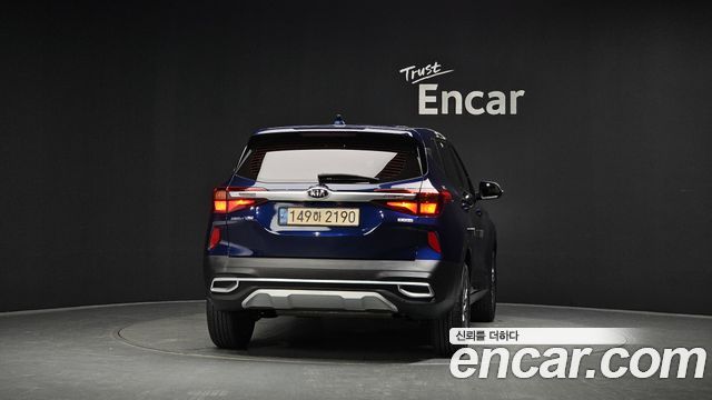Kia Seltos из Кореи Encar