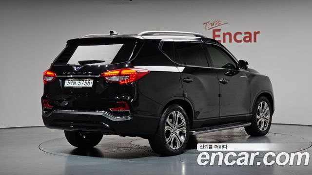 Ssangyong Rexton из Кореи Encar