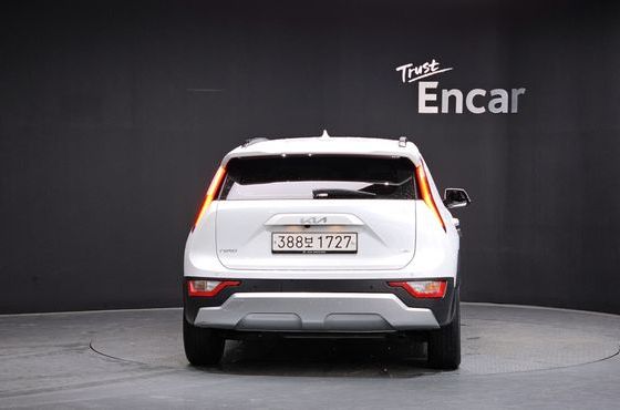 Kia Niro Trendy — пробег 131 565 км — фото 4 из 5