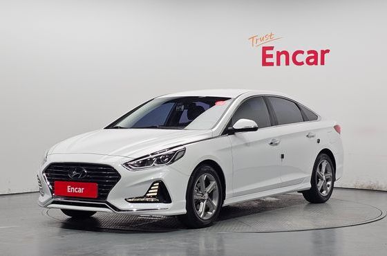 Hyundai Sonata 2.0 Smart — пробег 60 783 км — фото 1 из 5