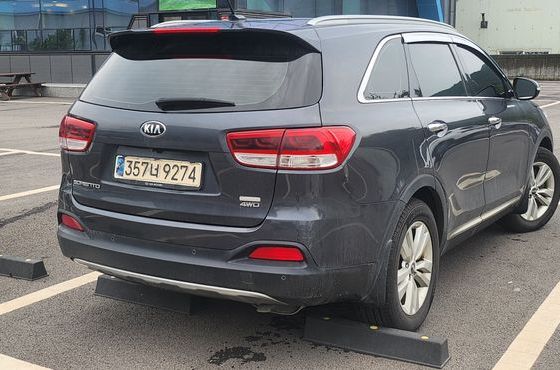 Kia Sorento Diesel 2.0 4WD Prestige — пробег 182 000 км — фото 3 из 5