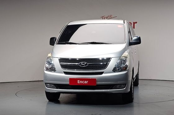 Hyundai Starex 12-Seater Wagon CVX Luxury — пробег 140 312 км — фото 3 из 5