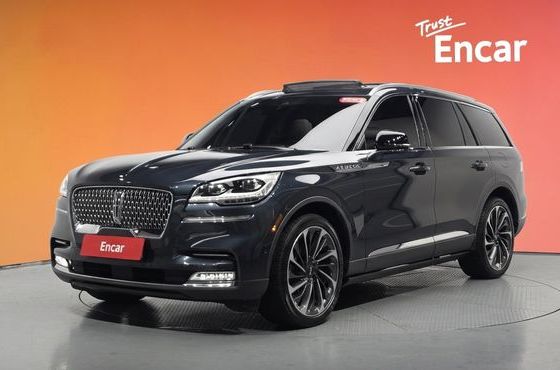 Lincoln Aviator 3.0 Reserve AWD — пробег 75 585 км — фото 1 из 5