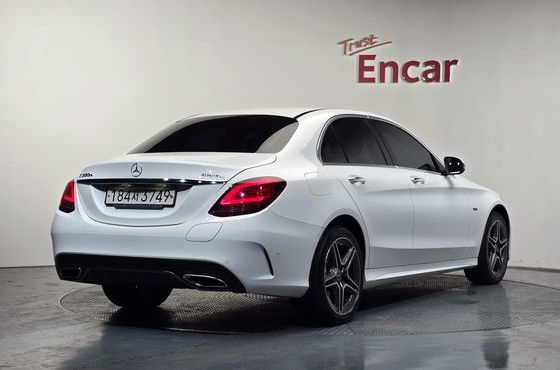 Mercedes-Benz C-Class C300e 4MATIC AMG Line — пробег 94 709 км — фото 2 из 5