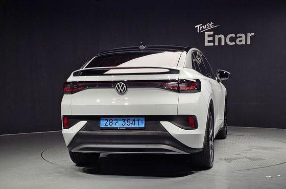 Volkswagen ID.5 Pro — пробег 15 748 км — фото 4 из 5