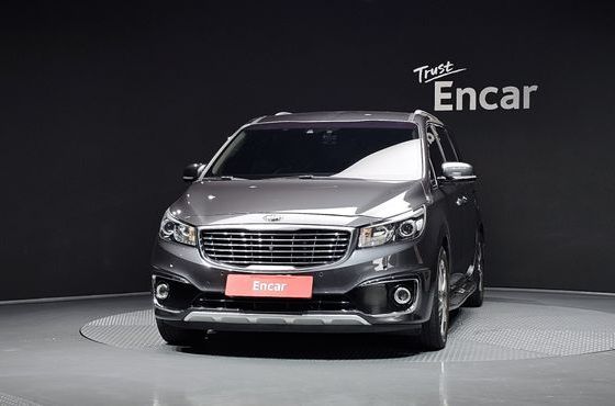Kia Carnival 9-seater Noblesse — пробег 104 954 км — фото 3 из 5