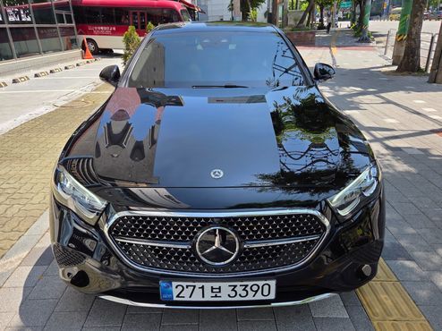 Mercedes-Benz E-Class E200 Avantgarde — пробег 700 км — фото 1 из 5