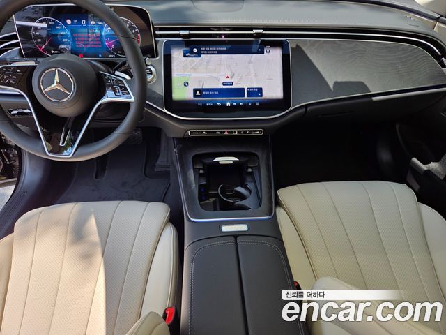 Mercedes-Benz E-Class E200 Avantgarde — пробег 700 км — фото 5 из 5