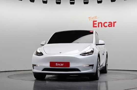 Tesla Model Y Long Range AWD — пробег 77 651 км — фото 3 из 5