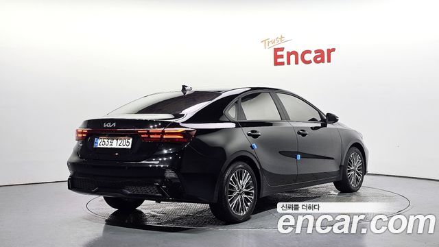 Kia K3 из Кореи Encar