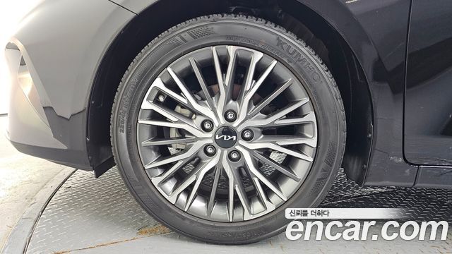 Kia K3 из Кореи Encar