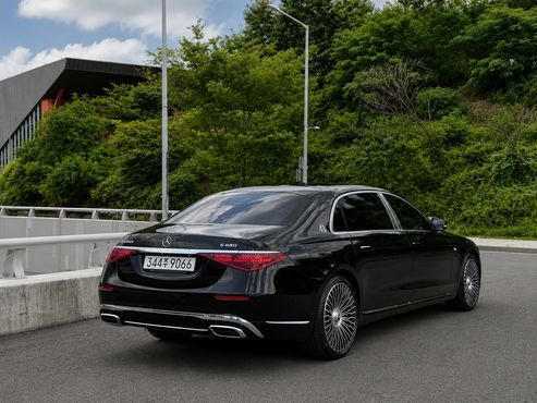 Mercedes-Benz S-Class Maybach S680 4MATIC — пробег 25 700 км — фото 2 из 5