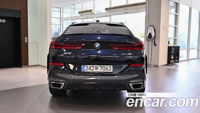 BMW X6 xDrive40i M Sport — пробег 27 037 км — фото 4 из 5