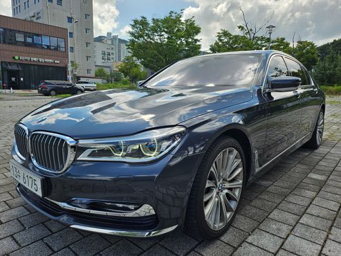 BMW 7-Series 750Li xDrive — пробег 199 700 км — фото 2 из 5