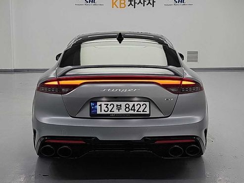 Kia Stinger 3.3 GT AWD Tribute Edition — пробег 55 663 км — фото 3 из 5