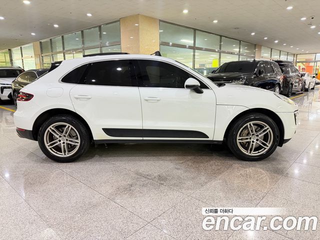 Porsche Macan из Кореи Encar