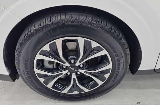 Kia Carnival Gasoline 9-Seater Signature — пробег 45 789 км — фото 5 из 5