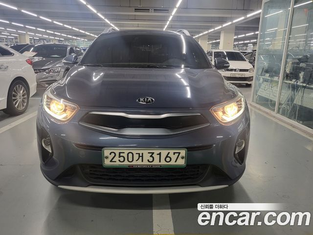 Kia Stonic из Кореи Encar