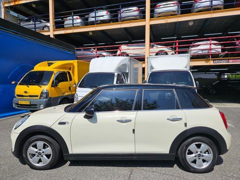 Mini Cooper 5Door Standard 3rd — пробег 115 197 км — фото 3 из 5