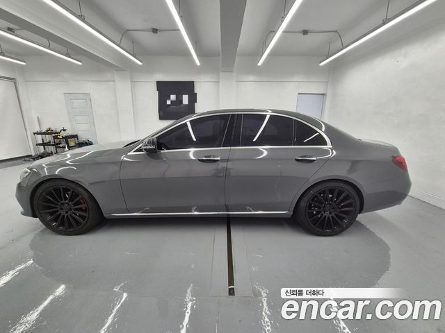 Mercedes-Benz E-Class E220d Avantgarde — пробег 195 000 км — фото 2 из 5