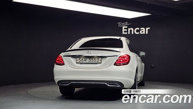 Mercedes-Benz C-Class из Кореи Encar