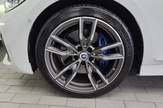 BMW 3-Series M340i — пробег 87 715 км — фото 5 из 5