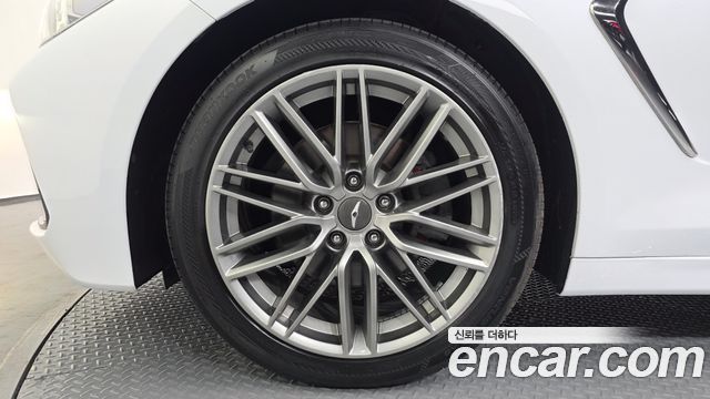 Genesis G70 из Кореи Encar