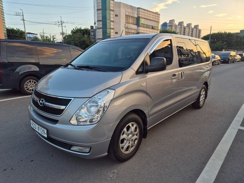Hyundai Starex 5-Seater VAN CVX Premium — пробег 185 902 км — фото 2 из 5