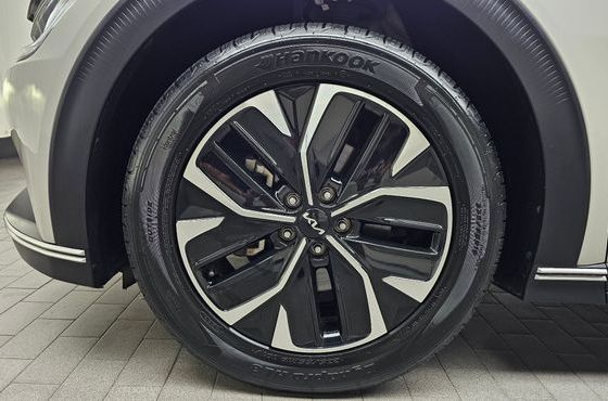Kia EV6 Long Range Light — пробег 35 928 км — фото 5 из 5
