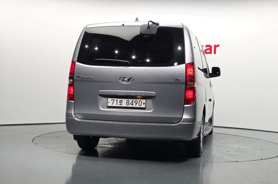 Hyundai Starex Wagon 11-Seater Smart — пробег 129 344 км — фото 4 из 5