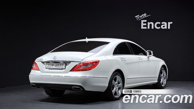 Mercedes-Benz CLS-Class CLS350 BlueEFFICIENCY — пробег 100 557 км — фото 2 из 5