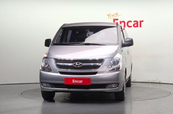 Hyundai Starex 11-Seater Wagon CVX Premium — пробег 186 866 км — фото 3 из 5