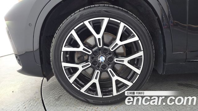 BMW X1 xDrive 20i M Sport — пробег 83 925 км — фото 5 из 5